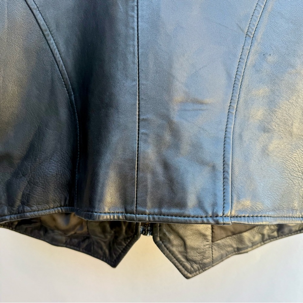 DKNY 90’s Vintage Black Leather Vest size 10 - Picture 9 of 10